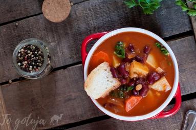 Zdjęcie - Ribollita - toskańska zupa z fasoli - Przepisy kulinarne ze zdjęciami