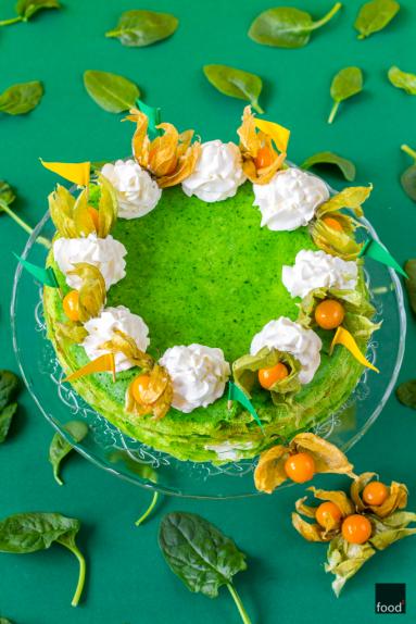 Zdjęcie - Szpinakowy tort naleśnikowy z cytrynowym kremem maślanym - Przepisy kulinarne ze zdjęciami