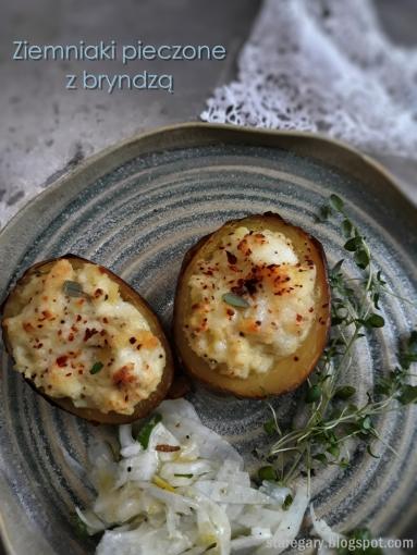 Zdjęcie - Pieczone ziemniaki z bryndzą - Przepisy kulinarne ze zdjęciami