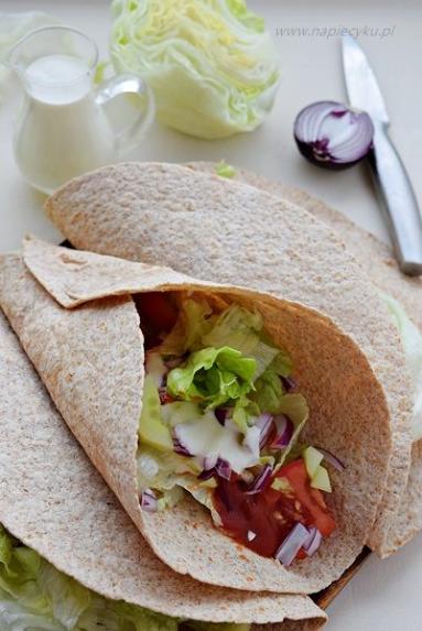 Zdjęcie - Tortilla dietetyczna – pomysł na szybki obiad - Przepisy kulinarne ze zdjęciami