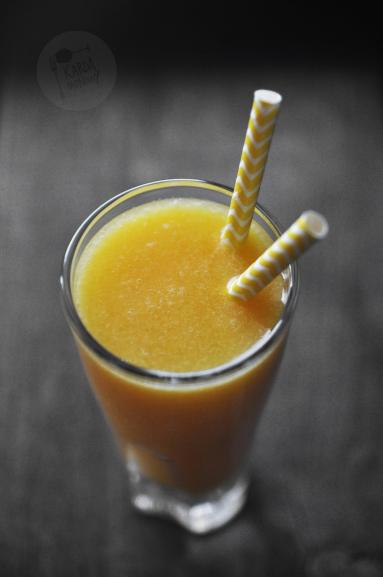 Zdjęcie: Koktajl z pomarańczy, mango i melona Zdjęcie - Koktajl z pomarańczy, mango i melona - Przepisy kulinarne ze zdjęciami