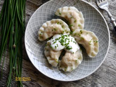 Zdjęcie - Pierogi z farszem z dorsza i łososia - Przepisy kulinarne ze zdjęciami