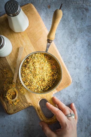 Zdjęcie - Domowa jarzynka – zdrowa wersja popularnej przyprawy - Przepisy kulinarne ze zdjęciami