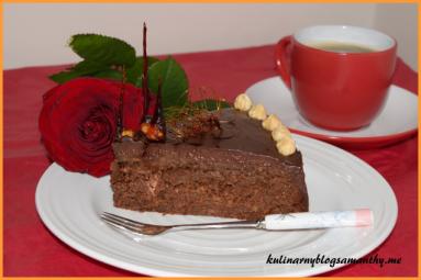 Zdjęcie - Tort orzechowo marchwiowy - Przepisy kulinarne ze zdjęciami