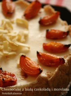 Zdjęcie - Cheesecake z białą czekoladą i morelami - Przepisy kulinarne ze zdjęciami