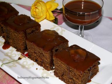 Zdjęcie - Ciasto imbirowe z sosem karmelowym - Przepisy kulinarne ze zdjęciami
