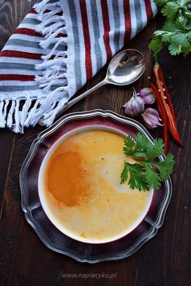 Zdjęcie - Ostra zupa dahl z soczewicą i marchewką - Przepisy kulinarne ze zdjęciami