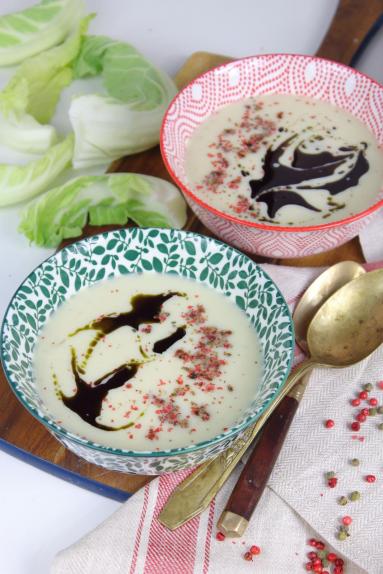 Zdjęcie - Zupa krem z kalafiora z białą czekoladą - Przepisy kulinarne ze zdjęciami