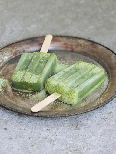 Zdjęcie - wegańskie lody matcha, czyli lody pistacjowe bez pistacji - Przepisy kulinarne ze zdjęciami