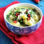 Zdjęcie - Zupa z kalafiorem i ryżem - Przepisy kulinarne ze zdjęciami