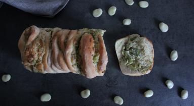 Zdjęcie - Chleb do odrywania z bobem - Przepisy kulinarne ze zdjęciami