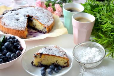 Zdjęcie - Ciasto z borówkami - Przepisy kulinarne ze zdjęciami