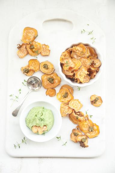 Zdjęcie - Chipsy z batata z awokado - Przepisy kulinarne ze zdjęciami