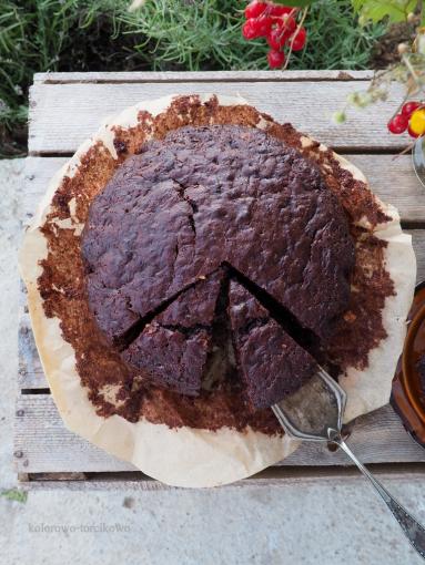 Zdjęcie - Czekoladowe ciasto z cukinii - Przepisy kulinarne ze zdjęciami