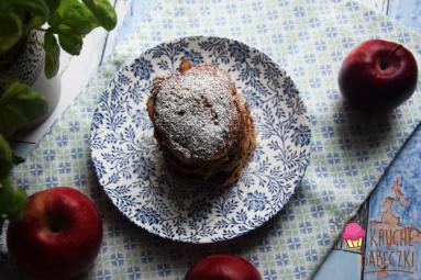 Zdjęcie - Placuszki pełnoziarniste z ricottą i jabłkiem - Przepisy kulinarne ze zdjęciami