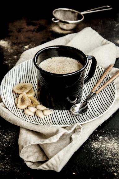 Zdjęcie - Maca latte ( korzeń maca) - Przepisy kulinarne ze zdjęciami