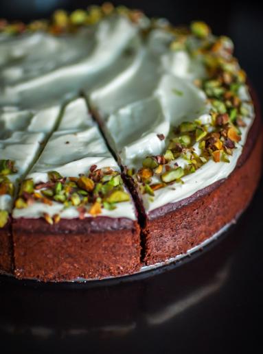 Zdjęcie - Buraczane ciasto czekoladowe - Przepisy kulinarne ze zdjęciami