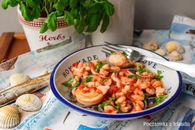 Zdjęcie - Spaghetti po włosku z owocami morza | U stóp Benbulbena - Przepisy kulinarne ze zdjęciami