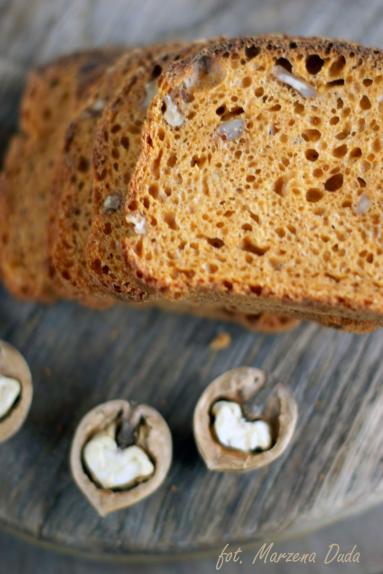 Zdjęcie - Chleb marchwiowy na zakwasie - Przepisy kulinarne ze zdjęciami