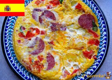 Zdjęcie - Hiszpania: Tortilla española - Przepisy kulinarne ze zdjęciami