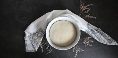 Zdjęcie - Ziemniaczane precle z serem - Przepisy kulinarne ze zdjęciami