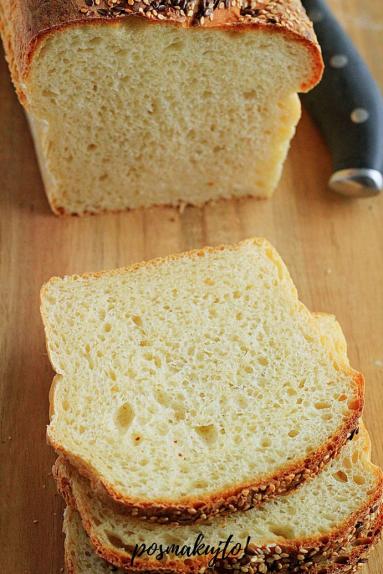 Zdjęcie - Chleb pszenny na maślance - Przepisy kulinarne ze zdjęciami