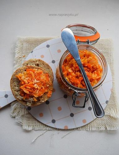 Zdjęcie - Domowy paprykarz szczeciński - Przepisy kulinarne ze zdjęciami