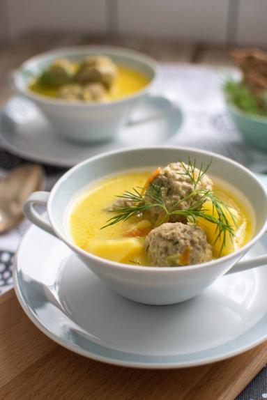 Zdjęcie - Zupa ziemniaczana z serem i klopsikami - Przepisy kulinarne ze zdjęciami