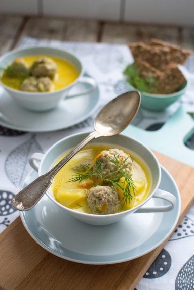 Zdjęcie - Zupa ziemniaczana z serem i klopsikami - Przepisy kulinarne ze zdjęciami