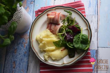 Zdjęcie - Roladki z indyka z żurawiną, bazylią i mozzarellą zawijane w boczek - Przepisy kulinarne ze zdjęciami