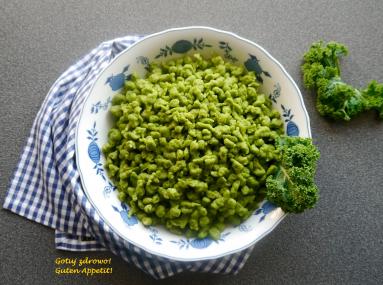 Zdjęcie - Zielone szpecle (spätzle) jarmużowe - Przepisy kulinarne ze zdjęciami