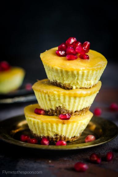 Zdjęcie - Chai mini serniczki z musem mango - Przepisy kulinarne ze zdjęciami