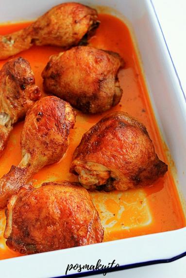 Zdjęcie - Pieczone udka z kurczaka - Przepisy kulinarne ze zdjęciami