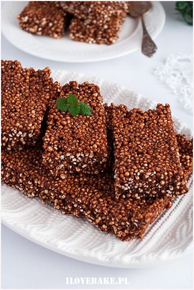Zdjęcie - Czekoladowe batoniki quinoa - Przepisy kulinarne ze zdjęciami