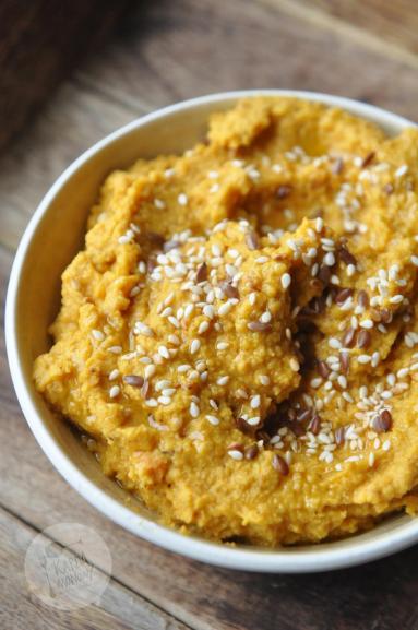 Zdjęcie: Hummus z pieczoną marchewką Zdjęcie - Hummus z pieczoną marchewką - Przepisy kulinarne ze zdjęciami