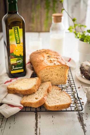 Zdjęcie - Prosty chleb pszenno-żytni z pestkami dyni - Przepisy kulinarne ze zdjęciami