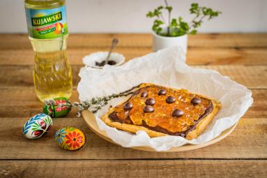Zdjęcie - Mazurek pomarańczowy z polewą czekoladową - Przepisy kulinarne ze zdjęciami