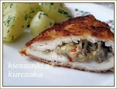 Zdjęcie - Kieszonki z kurczaka z pieczarkowym nadzieniem  - Przepisy kulinarne ze zdjęciami