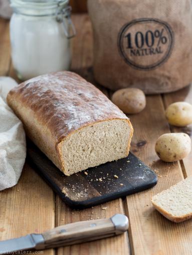 Zdjęcie - Chleb z ziemniakami - Przepisy kulinarne ze zdjęciami