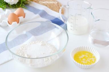 Zdjęcie - Naleśniki – prosty przepis na ciasto - Przepisy kulinarne ze zdjęciami