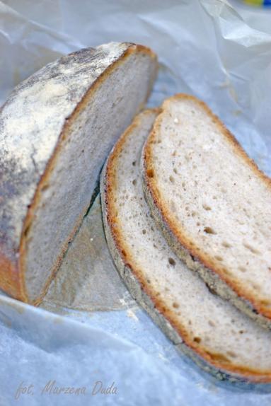 Zdjęcie - Chleb z garnka na poolish - Przepisy kulinarne ze zdjęciami