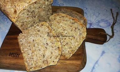Zdjęcie - Chleb z ziarnami na jednodniowym zakwasie - Przepisy kulinarne ze zdjęciami