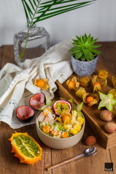 Zdjęcie - Jaglanka z egzotycznymi owocami - Przepisy kulinarne ze zdjęciami