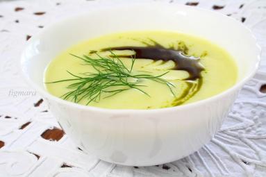 Zdjęcie - Zupa krem z kalarepy - Przepisy kulinarne ze zdjęciami