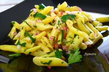 Zdjęcie - Sałatka z fasolki szparagowej na kwaśno - Przepisy kulinarne ze zdjęciami
