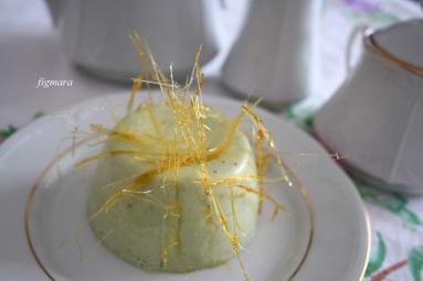 Zdjęcie - Panna cotta z zieloną herbatą - Przepisy kulinarne ze zdjęciami