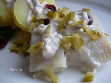 Zdjęcie - Śledzie w sosie majonezowo-jogurtowym - Przepisy kulinarne ze zdjęciami