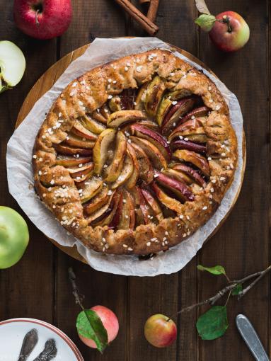 Zdjęcie - Orkiszowe galette  z jabłkami - Przepisy kulinarne ze zdjęciami