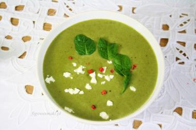 Zdjęcie - Zielony krem z ciecierzycy z fetą - Przepisy kulinarne ze zdjęciami