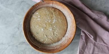Zdjęcie - Orkiszowy chleb cebulowy na zakwasie - Przepisy kulinarne ze zdjęciami